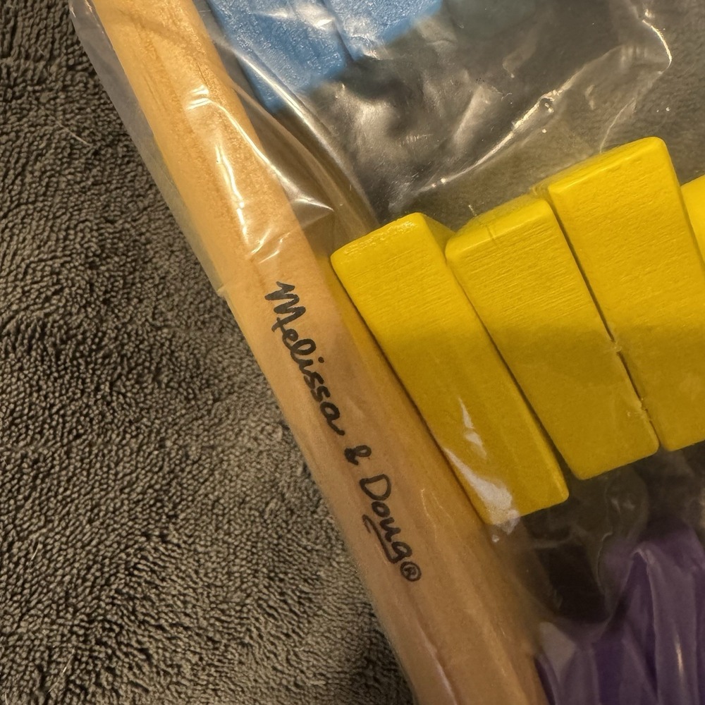 Melissa & Doug Stack & Sort Board Toy W/Wooden Shapes EUC *Missing 1 piece* - Picture 6 of 6